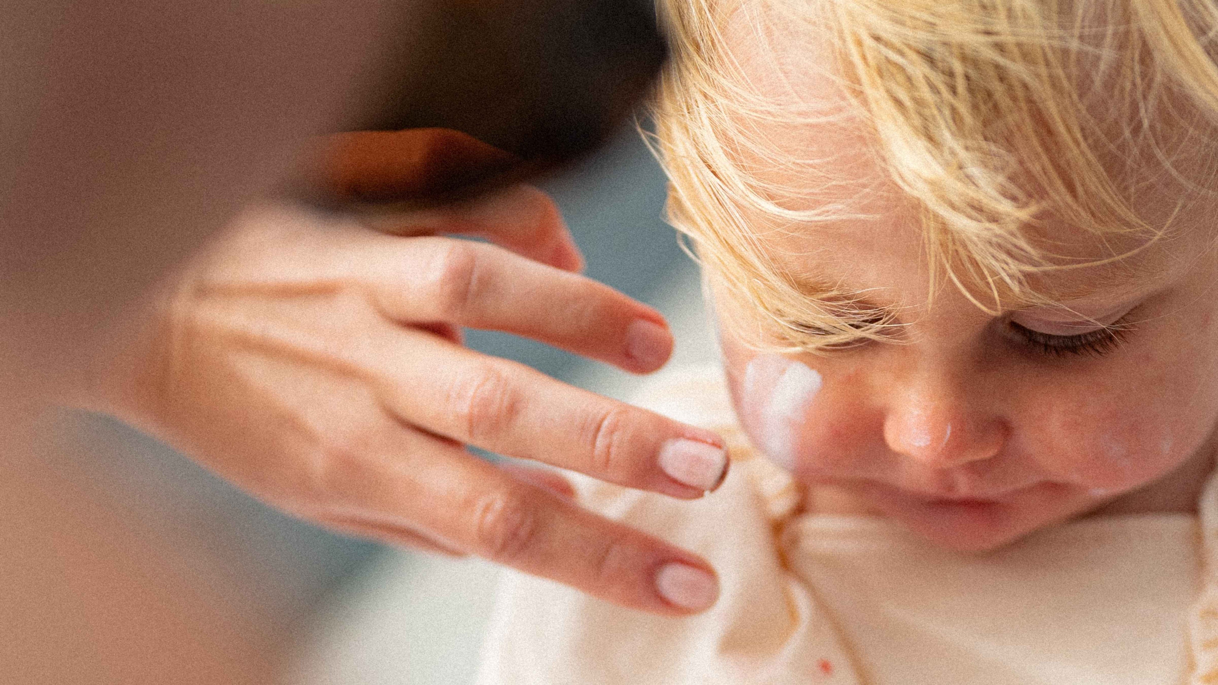 Solskydd för barn - så skyddar du ditt barn mot solen